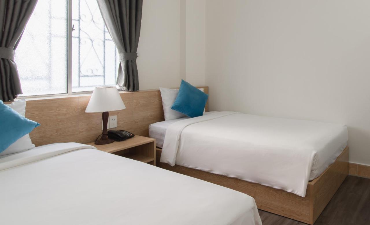 Starlight Nha Trang Hotel Bagian luar foto